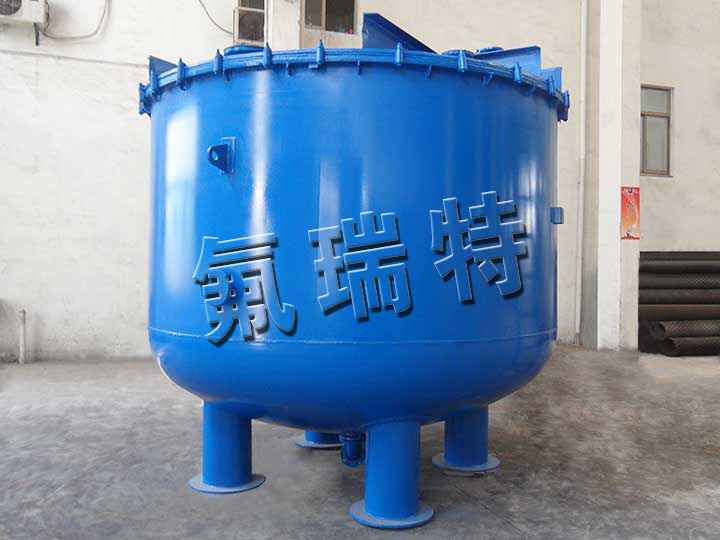 鋼襯塑儲罐、反應(yīng)釜